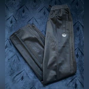 Adidas- size XS, black